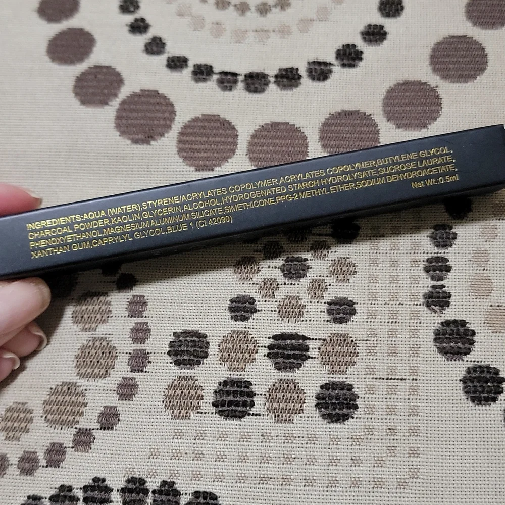 Farah liquid eyeliner is black velvet